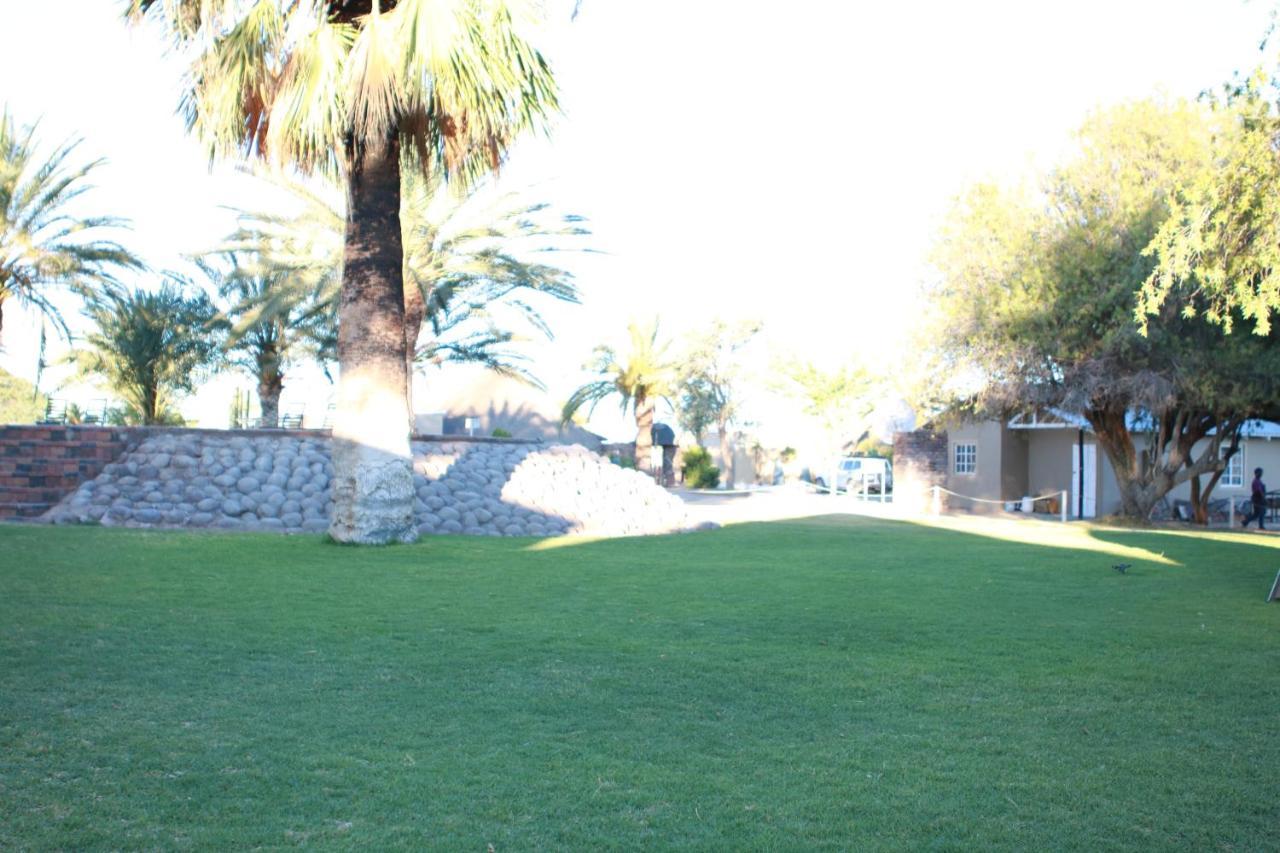 Maritz Country Lodge Keetmanshoop Exterior photo